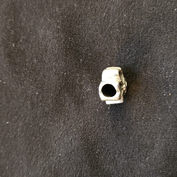 PANDORA Clover charm - Picture 4 of 4